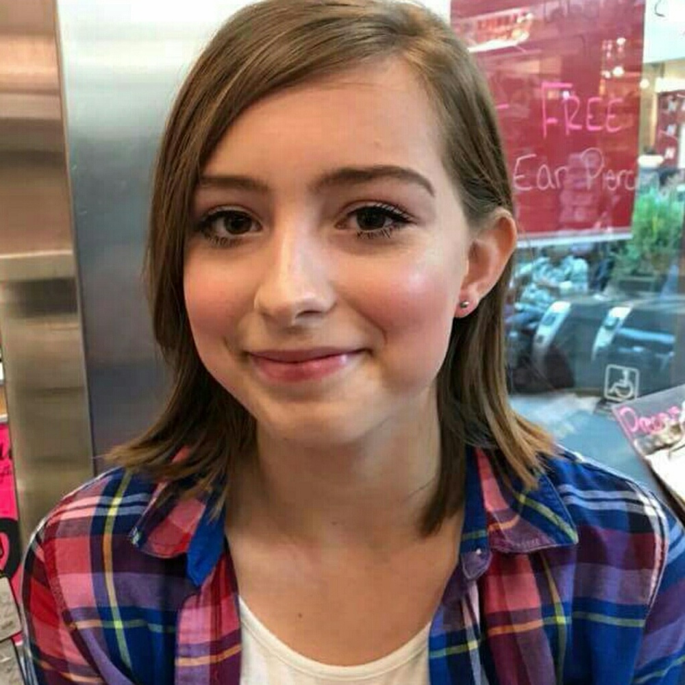 Meet your Posher, Paige
